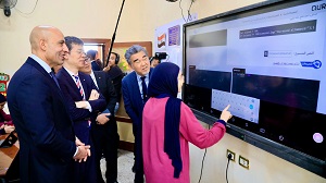 في زيارة لمدرسة الأورمان الثانوية.. وزير التعليم يصطحب رئيسي جامعة هيروشيما وسبريكس لمتابعة تطبيق مادة البرمجة عمليًا 